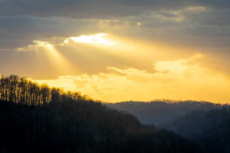 SunShiningThroughClouds v2